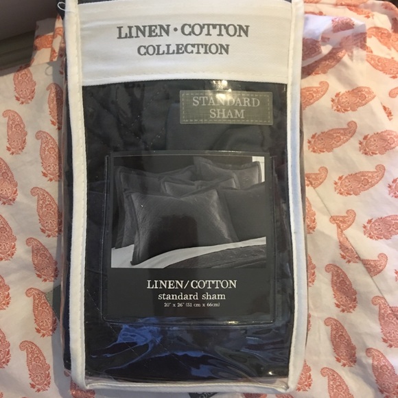 Levtex Home navy standard sham - Picture 2 of 6